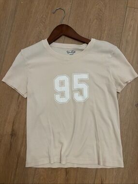 Brandy Melville Light Baby Pink Short-Sleeve Tee with White 95 Graphic